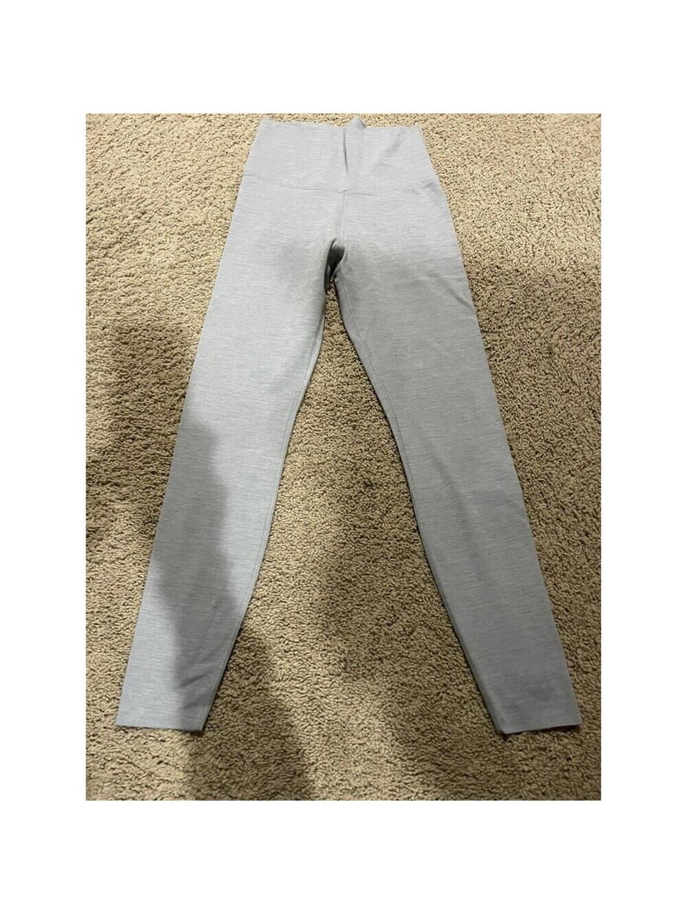 Women's NIKE Light grey leggings S SMALL fitted running pants inseam 24"